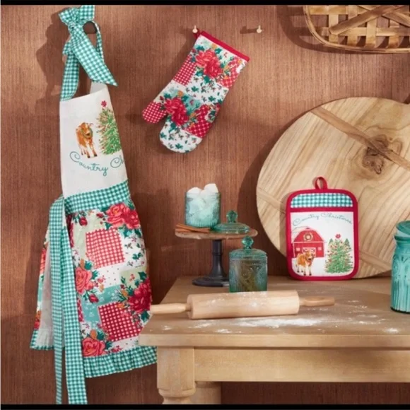 Pioneer Woman Apron Gift Set and Cookie Cutters NEW - Picture 6 of 7